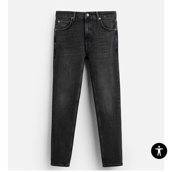 Zara Other - Zara cropped fit skinny jeans size 31 new